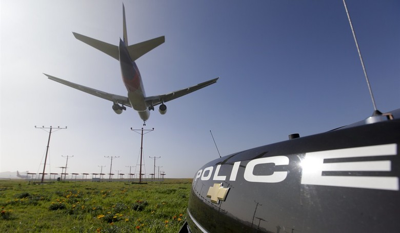 Iranian National Arrested at LAX For Brokering Arms Deal for Iranian Regime
