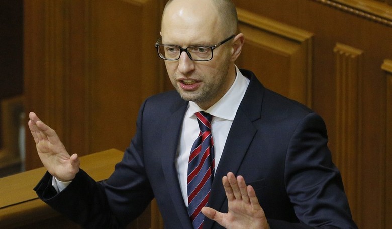As Ukraine Collapses, Europeans Tire of U.S. Interventions