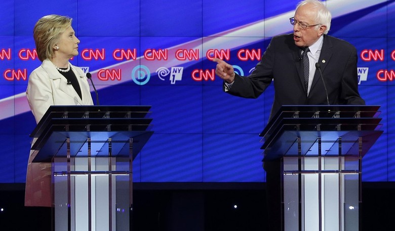 Sanders Wants to Debate Hillary in California