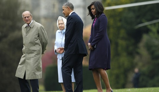 Queen: Obama’s ‘Over The Top’ Copters Wrecked My Garden