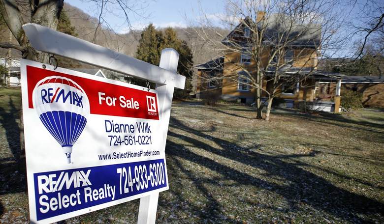 How Bidenomics Paralyzed the Housing Market With Worst Mortgage Mess in 20 Years
