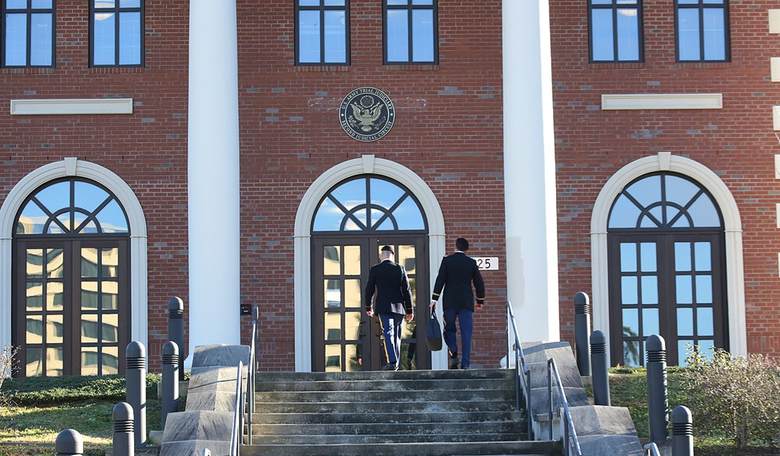 Ex-Delta Force Staffer Faces Charge of Leaking Classified Info to Reporter
