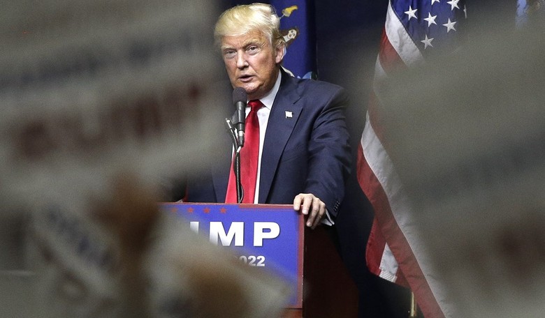 2016 RACE ROUNDUP: Trump Mulls VP Pick, Mocks Hillary for Not 'Putting Away' Sanders