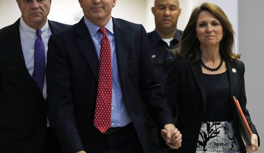 Watch: In New Texas PAC Ad, Angela Paxton Does the Work Local, National Republicans Refuse to Do