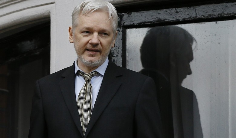 Report: Clinton Mulled Killing Wikileaks' Julian Assange With A Drone Strike