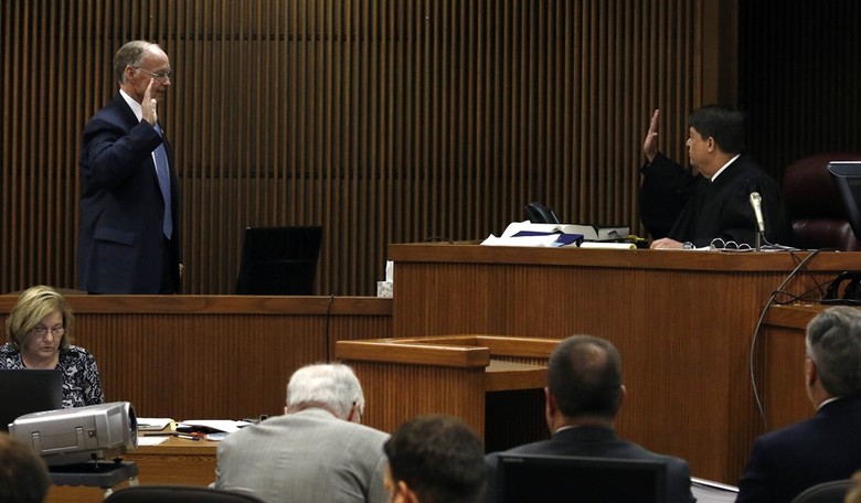 Give husband who beat would-be rapist a medal, not charges