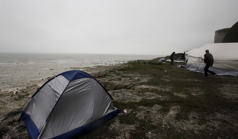 Stopping UK Migrant Inflow Going Swimmingly — 'Swimming' Being Operative Word