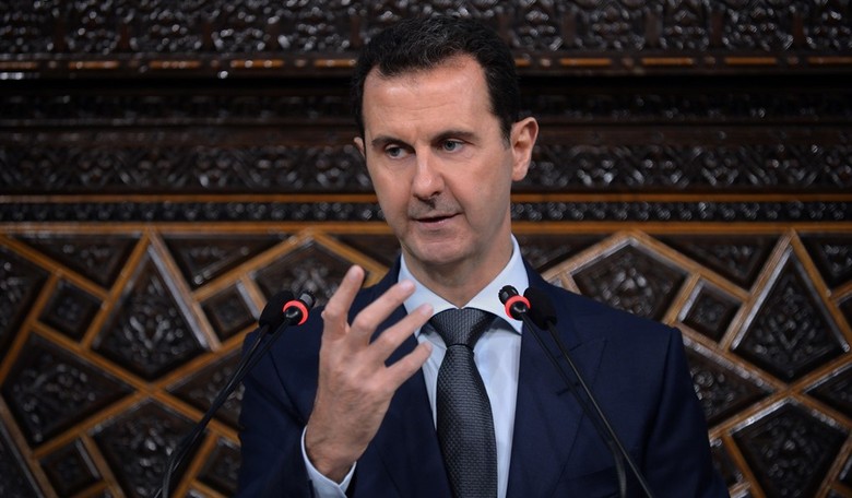 Dozens of Officials Break With Administration, Call for Strikes Against Assad