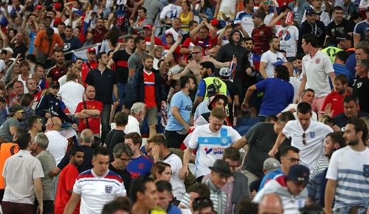 England and Russia Face Expulsion From Euro 2016 Tournament Following Fan Brawl