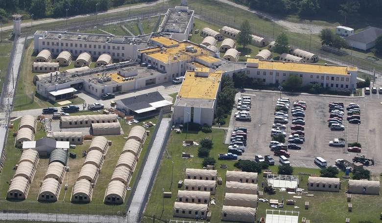 'Louisiana Lockup': ICE’s Newest Prison Is Open for Business 