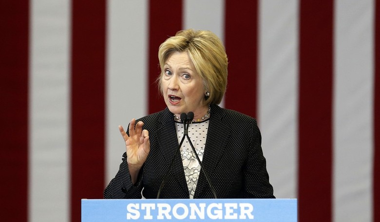 Hillary Tells Voters How Trump 'Uses Poor People' in North Carolina Speech