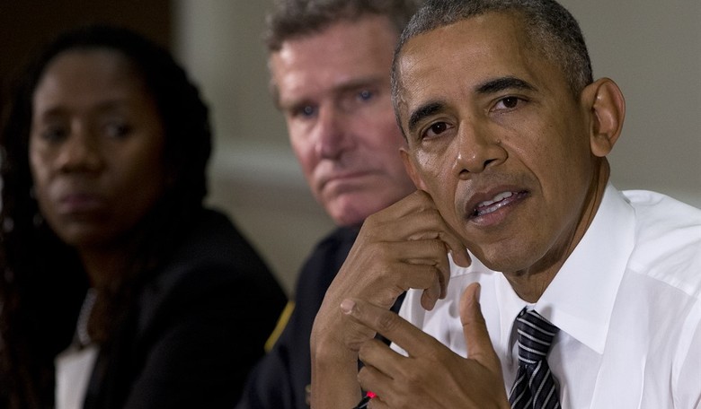 Obama Not a Fan of Newt's Muslim Screening Suggestion 
