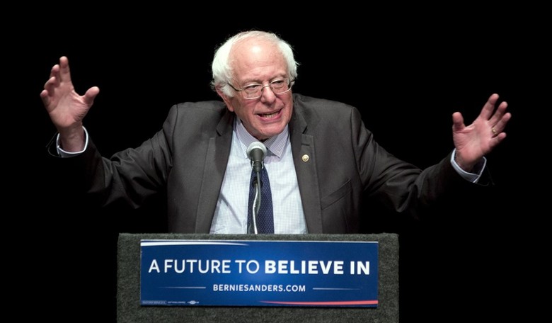 WATCH: Delegates Boo, Chant ‘We Want Bernie!’ After Sanders Says We Need to Elect Hillary