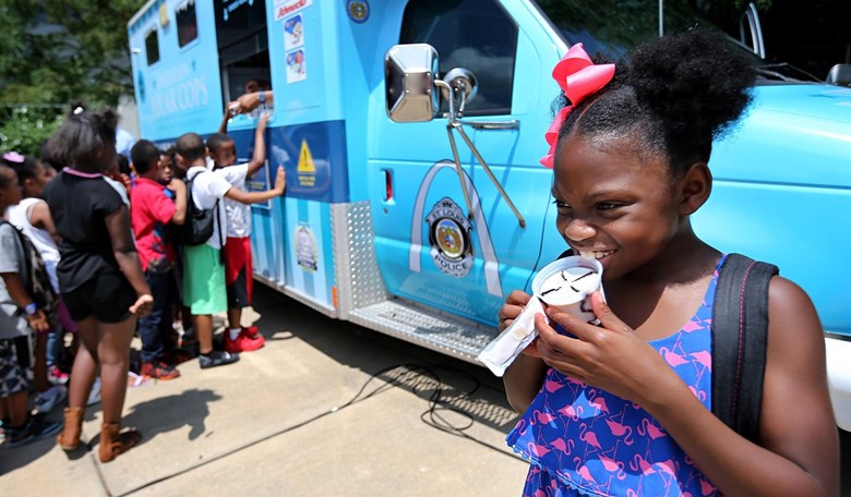 Florida Sheriff’s Office Outfits Ice Cream Truck With Money Seized From Drug Dealers
