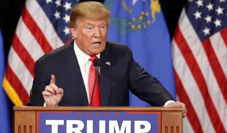 Donald Trump Offers to Debate Ted Cruz in Canada