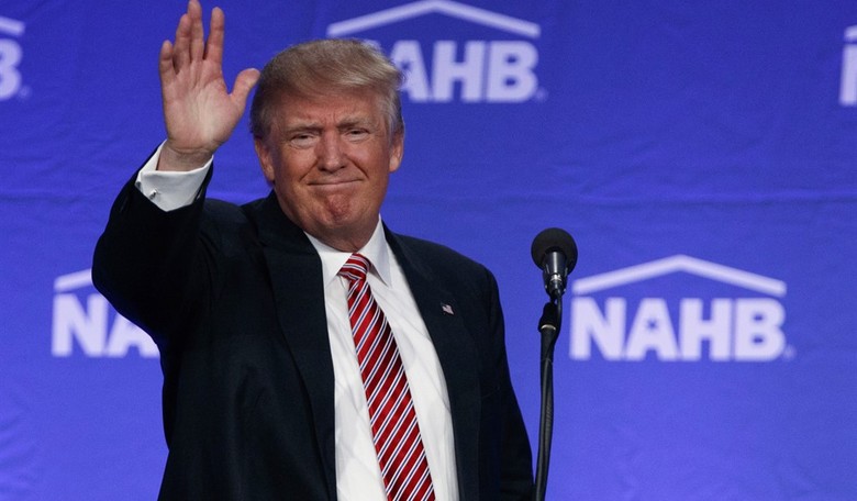 Trump to Finally Run TV Ads in Battleground States 