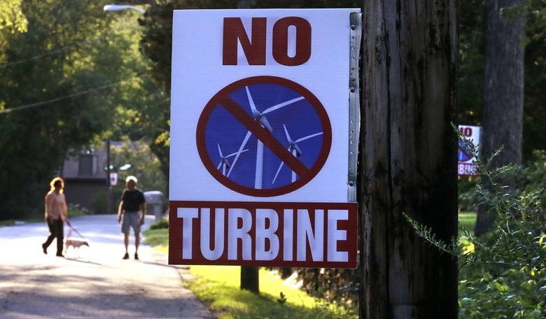 Wind Turbines Generate Mountains of Waste