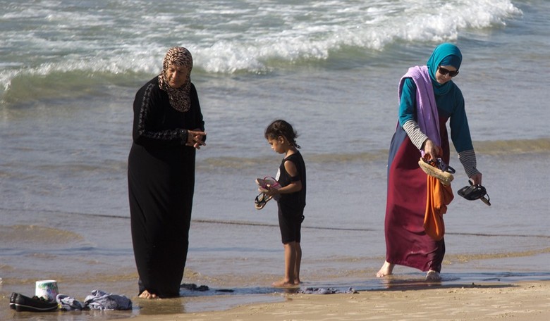 Sports Illustrated Tries To Sell America On The 'Burkini' As Female Empowerment