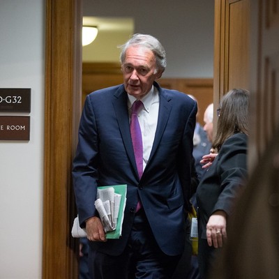 Leftie Massachusetts Senator Puts Out Call for Interns — but It's Clear Who Needs Not Apply
