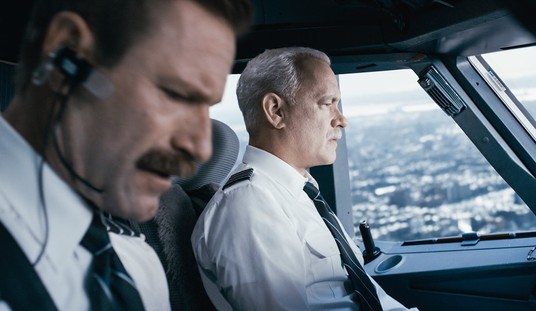 Sully Review: Eastwood’s Latest Takes On The Heroic Captain Sullenberger