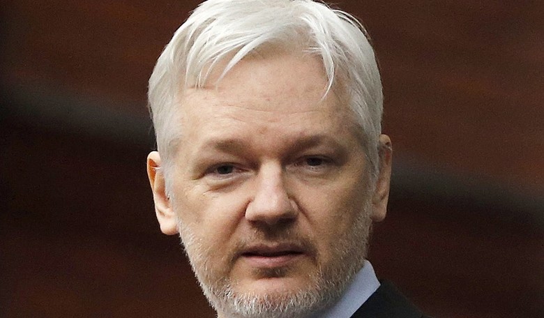 WikiLeaks Still Planning Tuesday Announcement, Trump Supporter Predicts It Will End Clinton's Campaign 