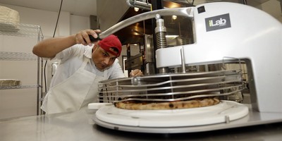The Question That Led to Absolute Bedlam at This NJ Pizzeria. Yelp Had to Get Involved.