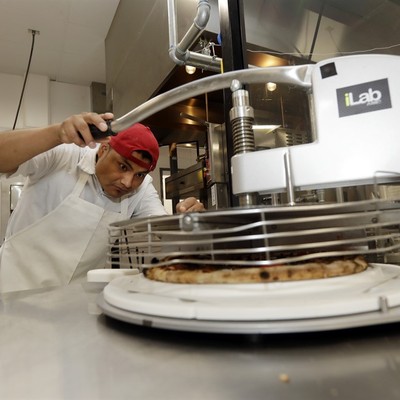 The Question That Led to Absolute Bedlam at This NJ Pizzeria. Yelp Had to Get Involved.