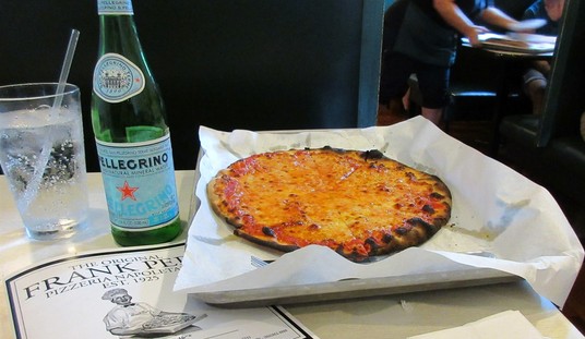 Here's a Bronx Pizzeria Owner's Deal With the Hungry and Homeless