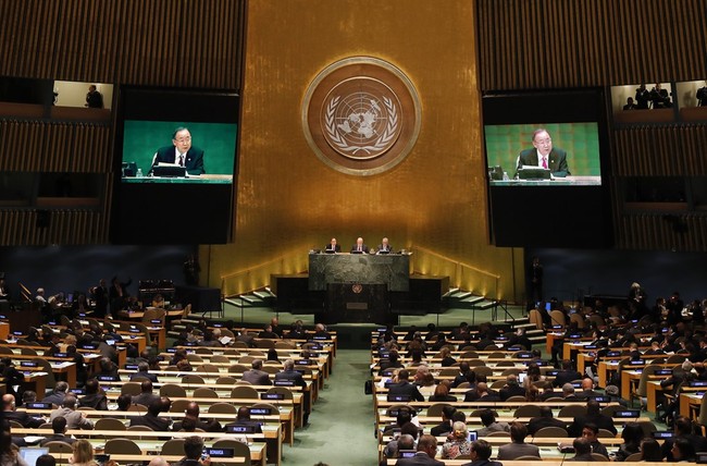 Another Day, Another Example of the 'Hypocrisy of the Global Elites' at UN Climate Summit - Vimarsana News