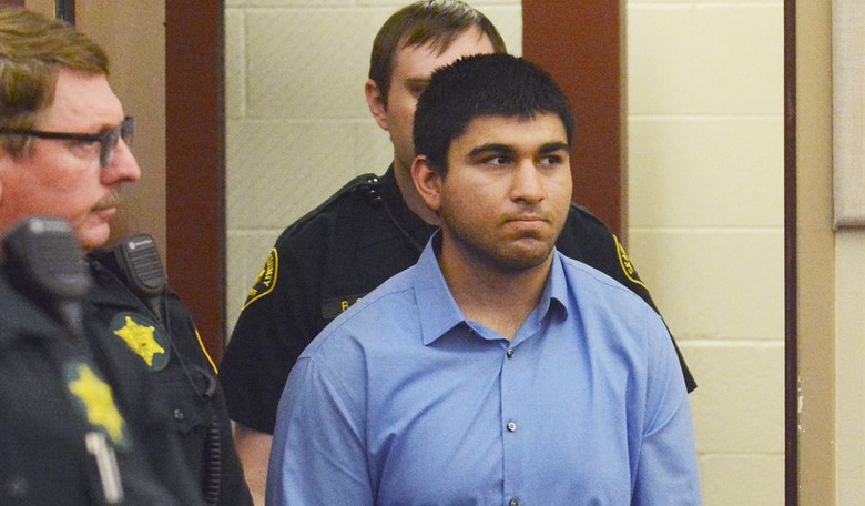 Washington Mall Shooter, A Non-Citizen, Somehow Managed To Vote In Three Elections UPDATE: Apparently He Is A Citizen After All 