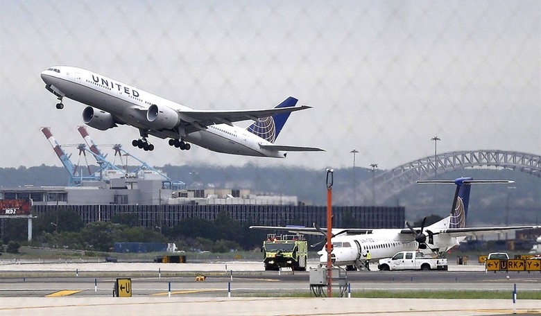 To Help Airports, Cut Federal Spending, Bureaucracy, and Rules 