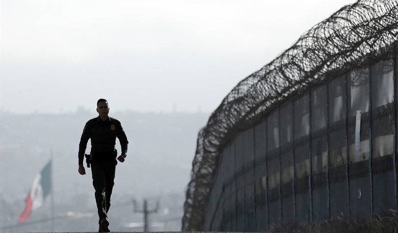 DHS: By the Way, We Barely Stopped Half of Illegal Border Crossings Last Year