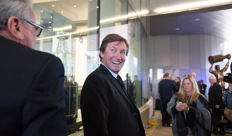 What the Puck? Trump Suggests NHL Superstar Wayne Gretzky Replace Justin Trudeau