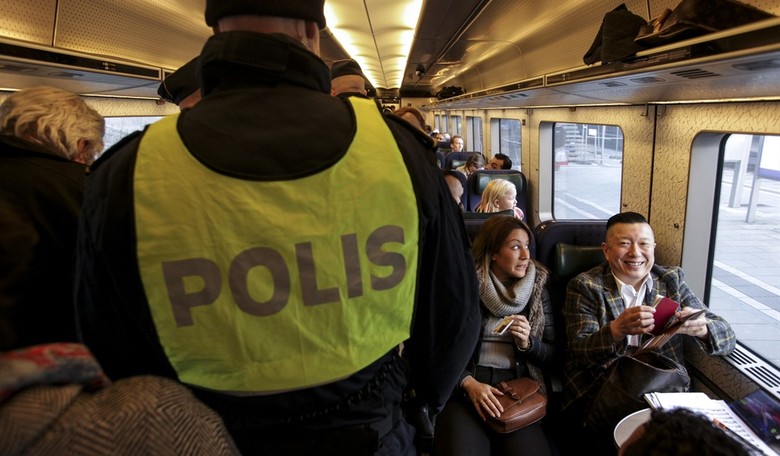 Genius: Swedish Police Unveil New 'Don't Touch Me' Wristbands In Effort to Stop Sexual Assaults by Migrants 
