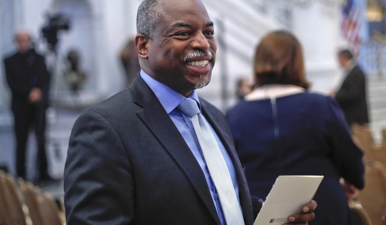 Reading Rainbow Flags? LeVar Burton Goes All In for Porn In Schools