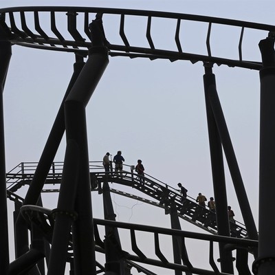 A Horrific Roller Coaster Death Happened This Week 