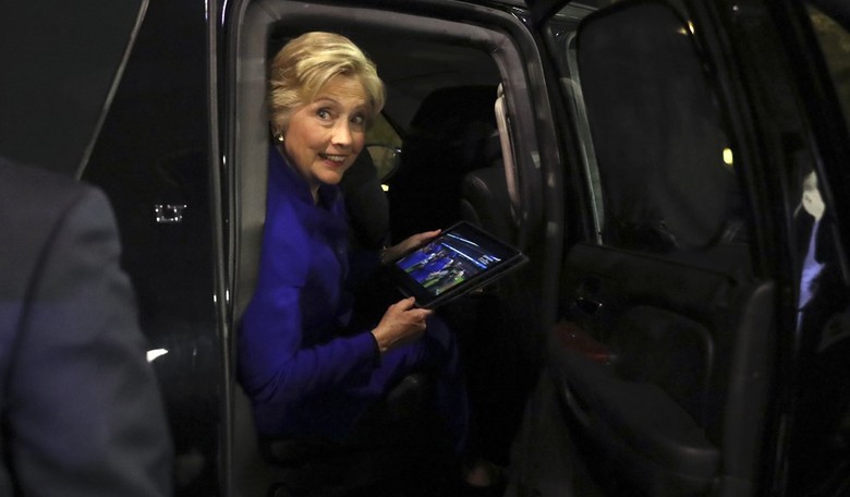 Heads UP: DOJ Official Warned Hillary Campaign About Congressional Hearings On Clinton's Email Server 
