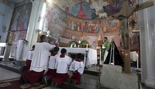 Pope Leo Must End Unjust Attacks on the Latin Mass