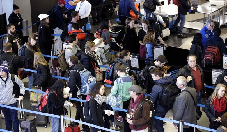 Baggage Handlers at O'Hare Airport to Go on Strike  