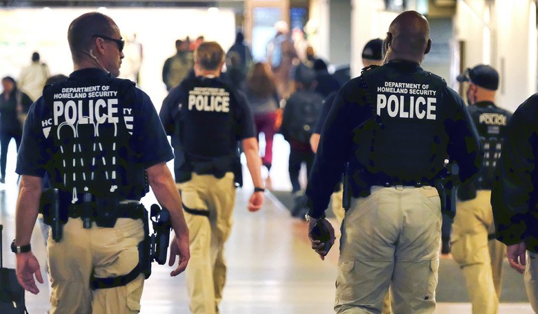 Report: Homeland Security Officials Took Millions in Bribes to 'Look the Other Way' on Drug Cartels