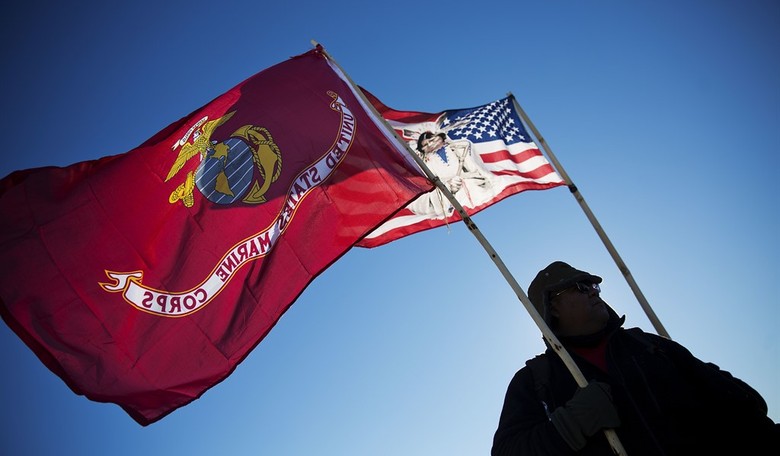 Teens Step Forward to Serve as Pallbearers for Veteran with No Family