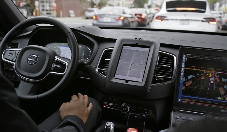Illegal Immigrants Can Begin Applying for Driver’s Licenses in One State