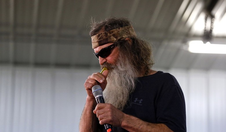 Family, Friends, and Politicians React to the Somber News of Phil Robertson's Death