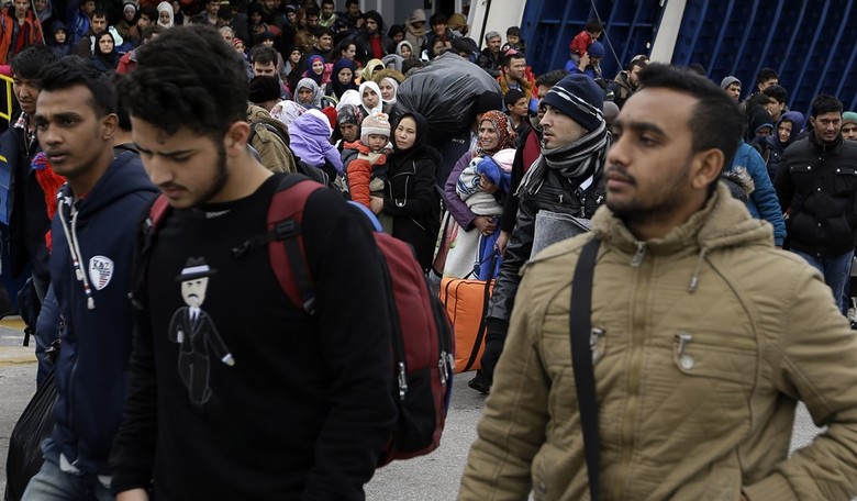 Border Surge Solution: Send 'Em to Camp David!