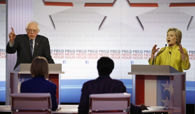 Here's Four Reasons There's A Big Chance Hillary or Bernie Will Be Elected