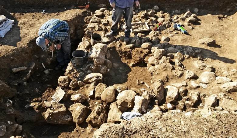 Houthi Attacks and New Archaeological Discoveries in Israel