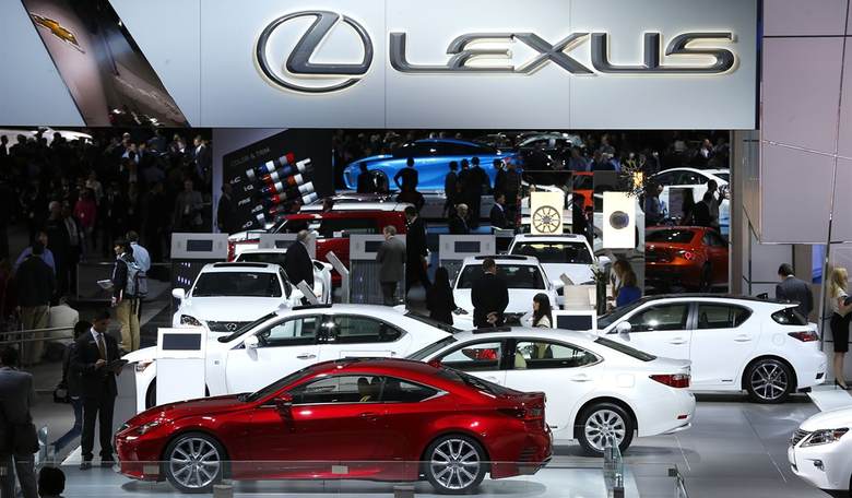 Do You Drive a Luxury Car? Democrats Do, on Your Dime