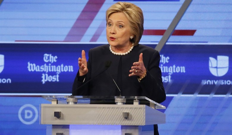 Clinton Refuses To Answer If She’ll Drop Out Of 2016 Race If Indicted By DOJ