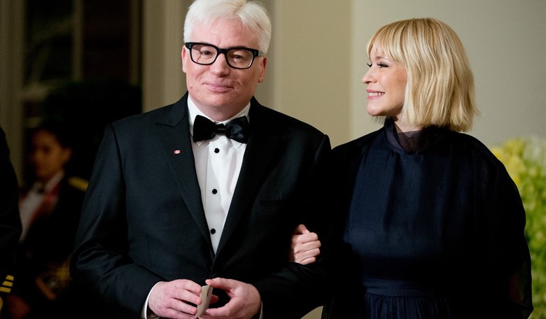 The Lie That Snagged Me: Wealthy ‘Austin Powers’ Actor Mike Myers Loves Socialism and Fights Fascism