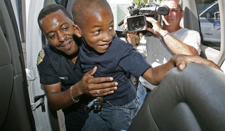Feel-Good Friday: Boy Injured by Philly Plane Crash Asks After Surgery: 'Daddy, Did I Save My Sister?'